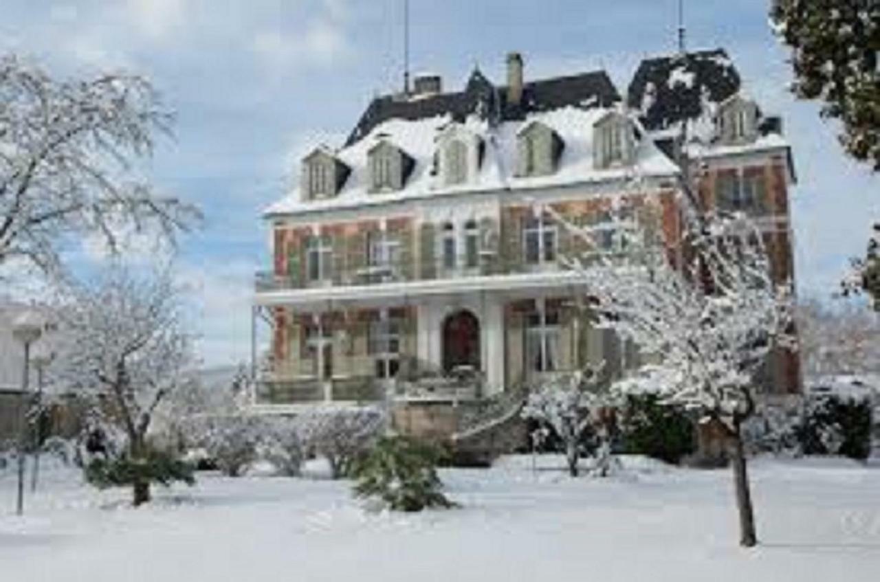 Villa Bonvouloir Bagneres-de-Bigorre Bagian luar foto